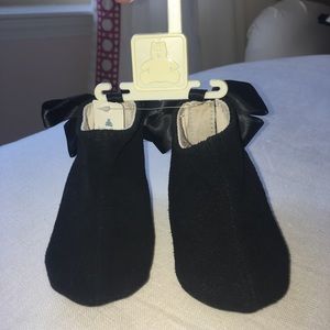 Infant booties 3-6M NWT
